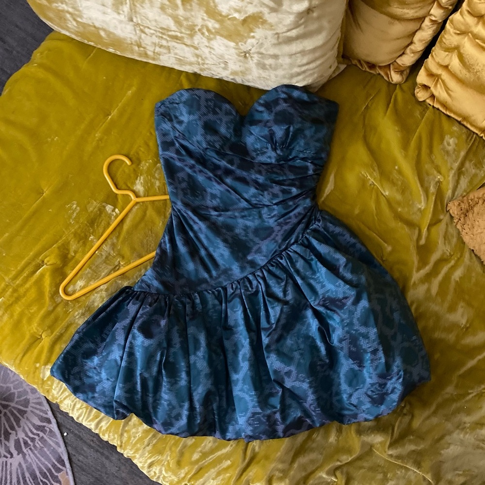 ✨ Betsy Johnson Iridescent Party Dress ✨